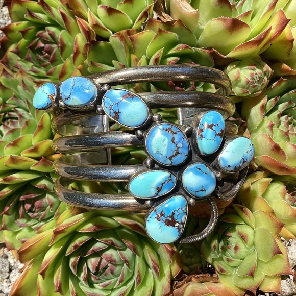 Meet your Posher, Reality - Picture 12 of 16